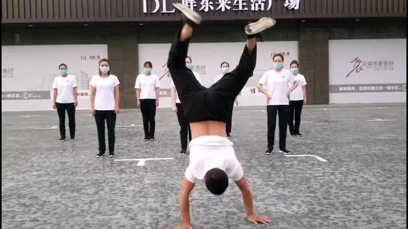 胖东来的服务哲学：满足每位顾客的期望_希望顾客来店里的句子_顾客希望有什么样的服务