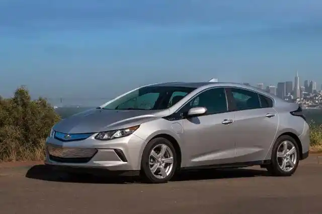 混合动力与电动车：特斯拉的安全对比_特斯拉有混动车_特斯拉电混汽车