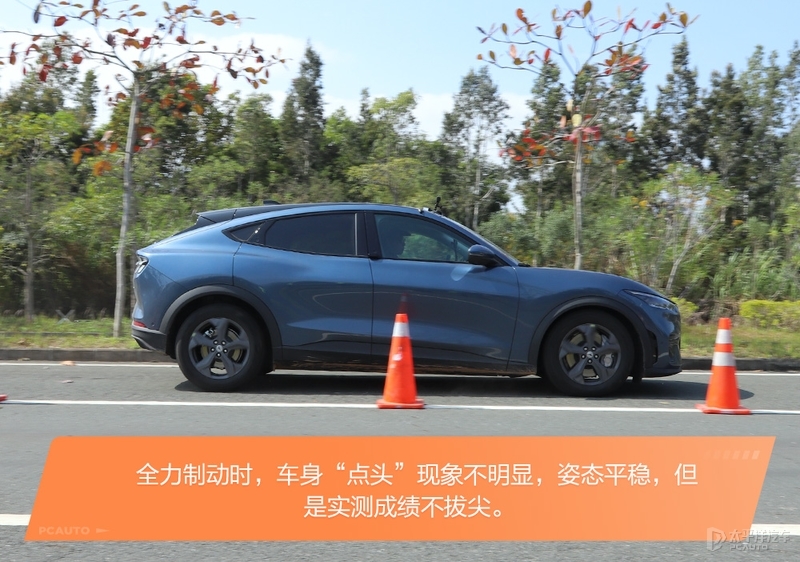 不喝油的“野马”还野吗？测试Mustang Mach-E