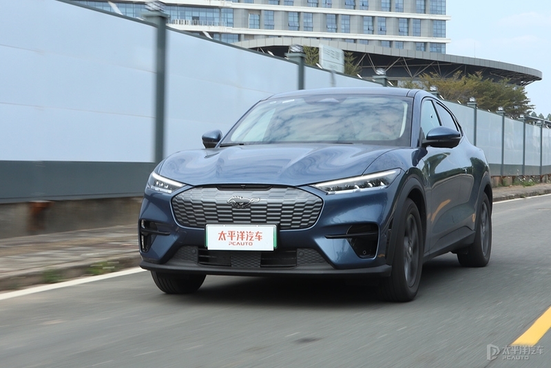 不喝油的“野马”还野吗？测试Mustang Mach-E