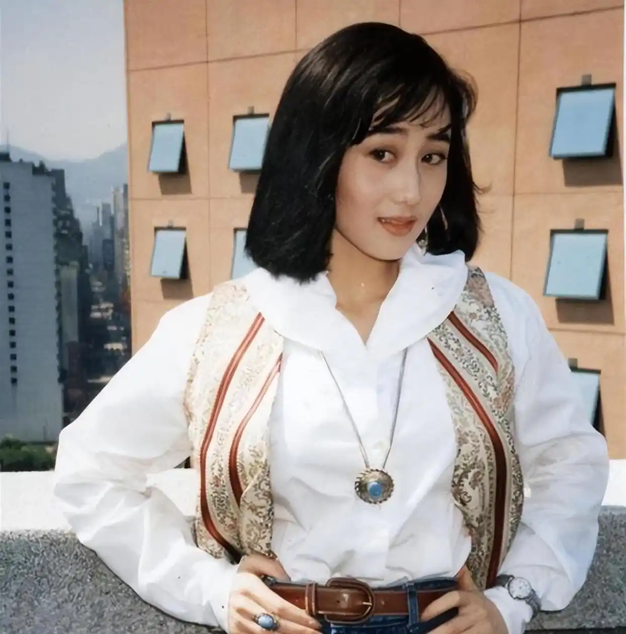 利智的生活故事与成长历程_利智的生活故事与成长历程_利智的生活故事与成长历程