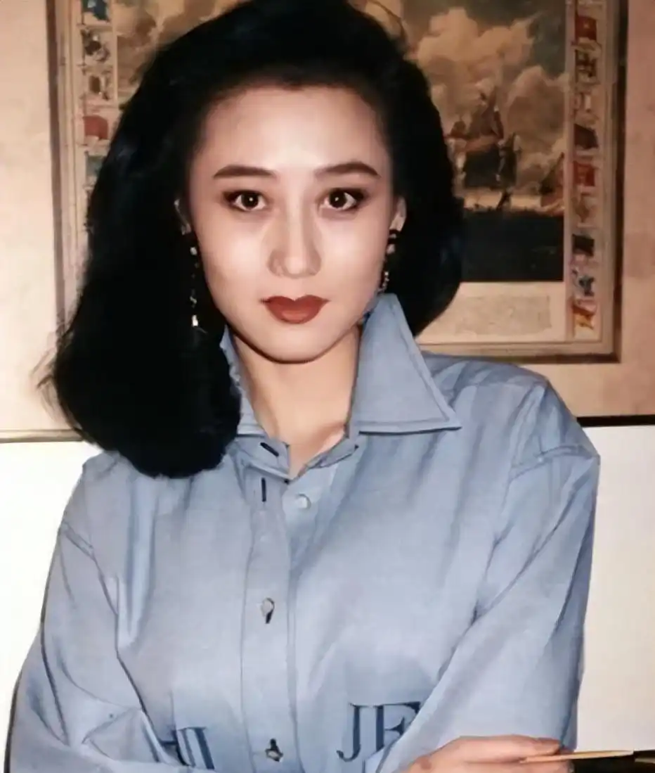 利智的生活故事与成长历程_利智的生活故事与成长历程_利智的生活故事与成长历程