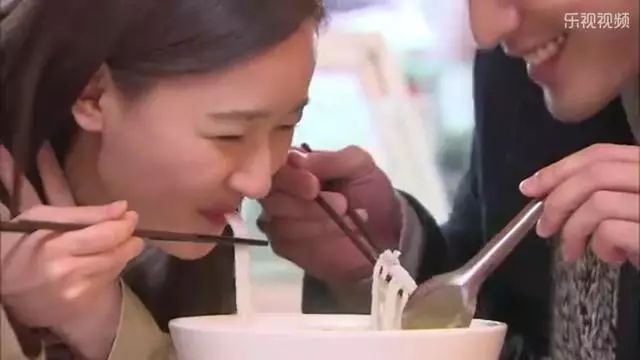 杨幂的经典爱情故事与情感共鸣_杨幂的爱情故事_杨幂故事