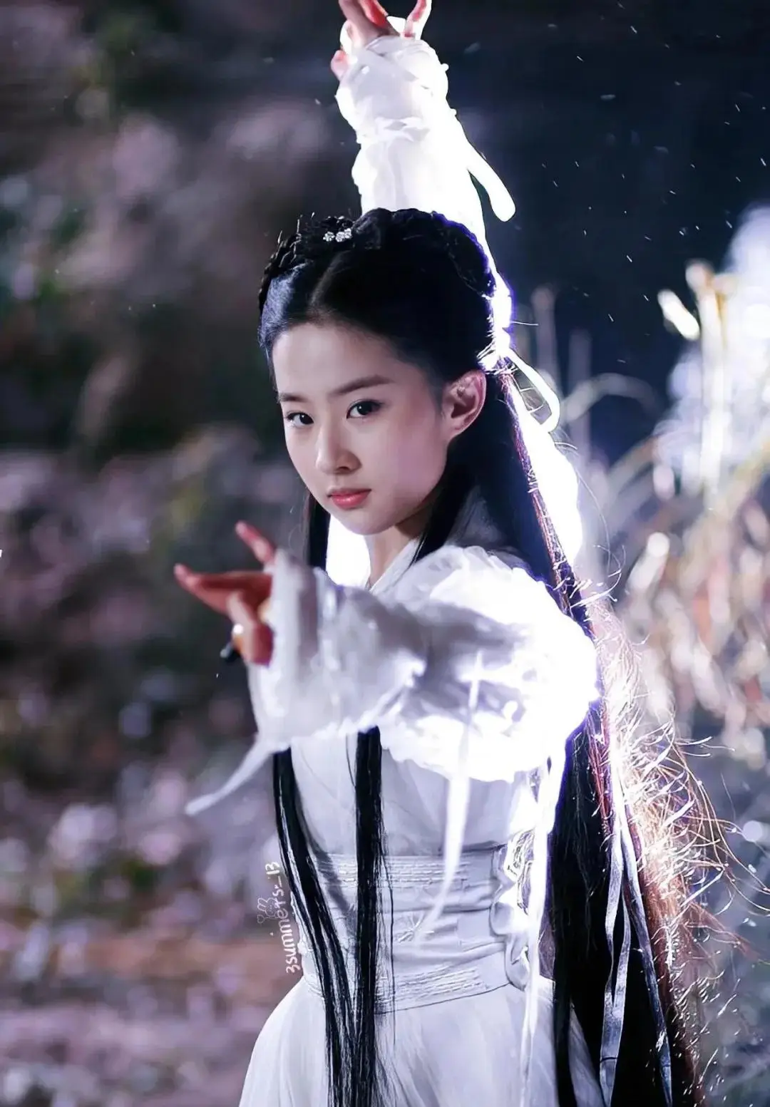 刘亦菲：每个角色后的故事_角色刘亦菲故事后续是什么_刘亦菲故事系列