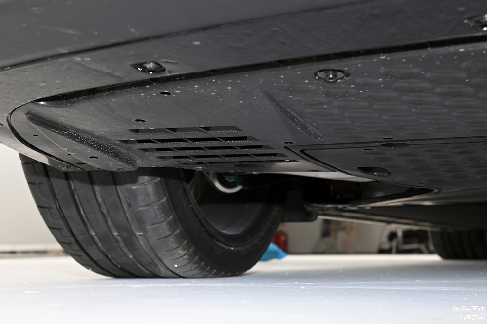 刹车性能是什么意思_高性能刹车系统对小米汽车安全性的影响_刹车性能衰减