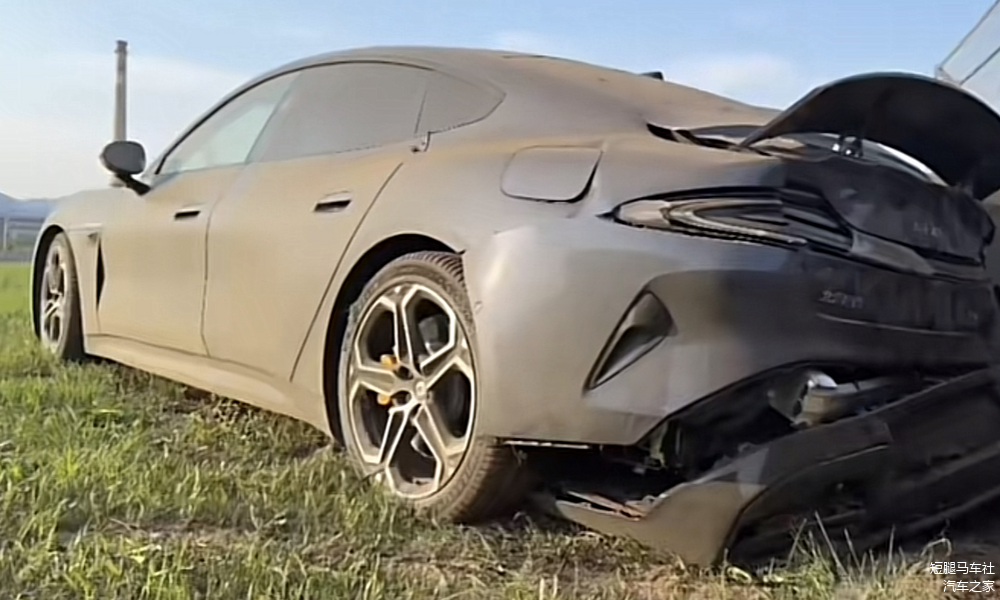 高性能刹车系统对小米汽车安全性的影响_刹车性能衰减_刹车性能是什么意思