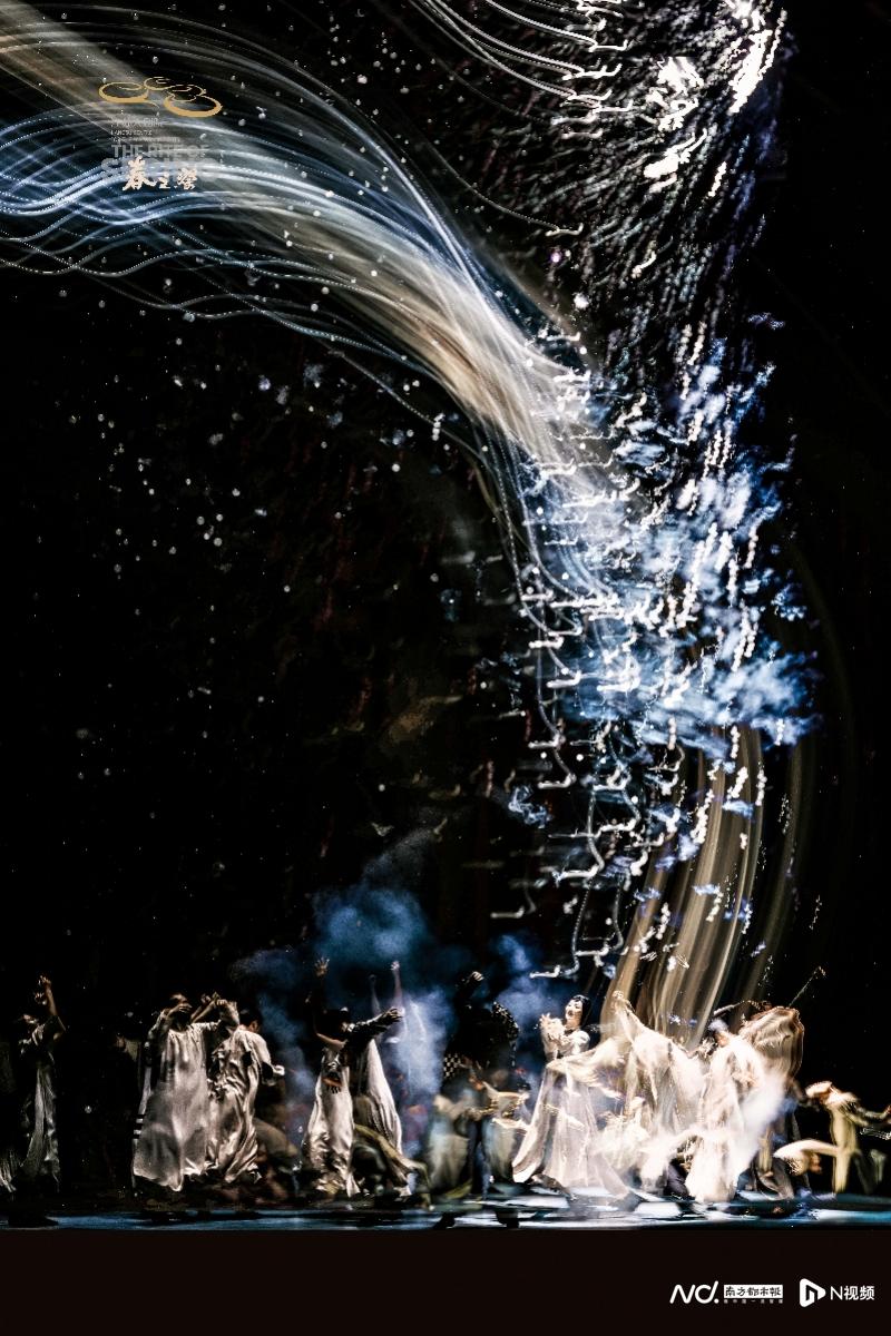 电影的双重属性_视觉与剧情的双重享受：2023年十大电影_电影双重预约