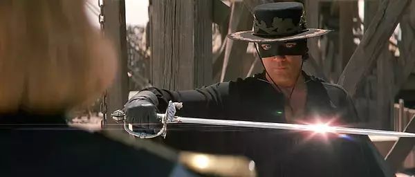 成龙成名之路_从打星到导演：成龙的转型之路_成龙转型之作