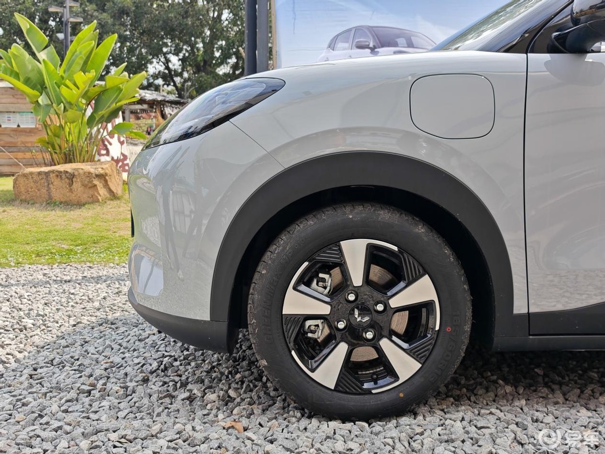 小米新型汽车_小型SUV中的佼佼者：小米汽车的性能表现_小米汽车图片报价新车报价