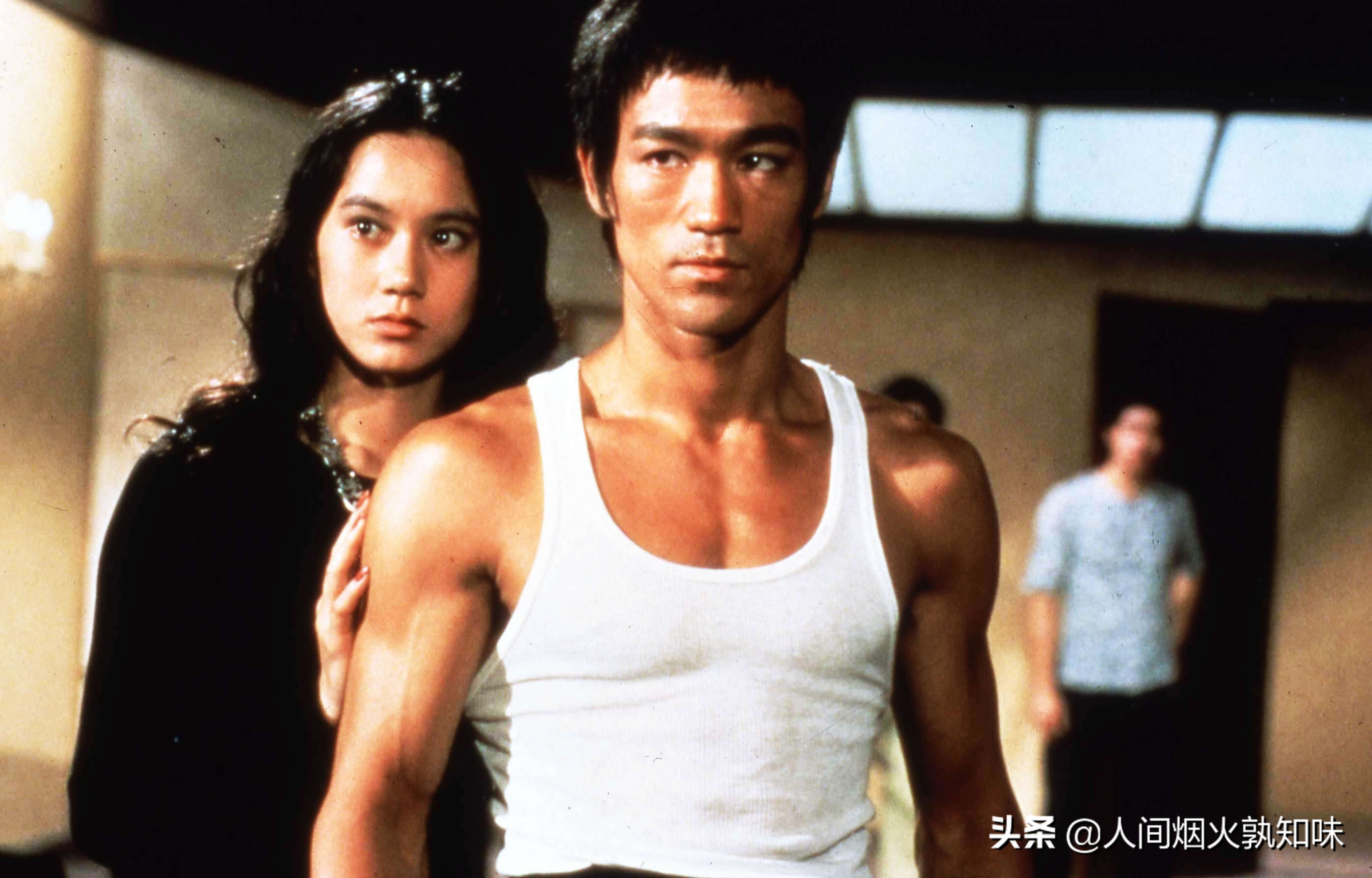 哲学家李小龙_李小龙出的哲学书是什么书_李小龙的生活哲学与成功秘诀