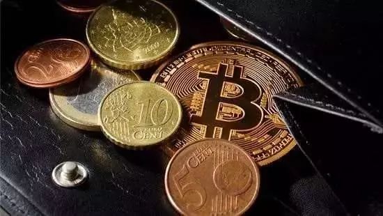 比特币价格疯涨背后的投资风险：如何避免陷入数字货币传销骗局