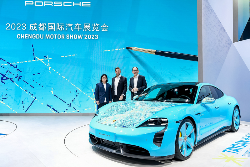 保时捷携手艺术家丁乙，展现个性化定制最高水平-图5