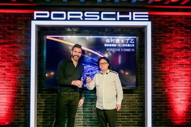 如果艺术以保时捷Taycan为载体，会如何呈现？