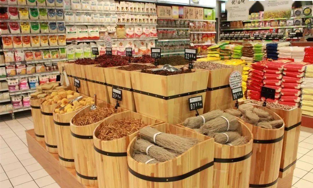 胖东来员工培训问题研究_胖东来如何培养以顾客为中心的企业文化？_胖东来服务理念培训课件