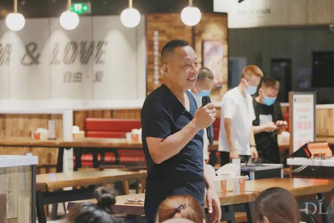 胖东来服务文化内涵_胖东来员工培训问题研究_胖东来如何培养以顾客为中心的企业文化？