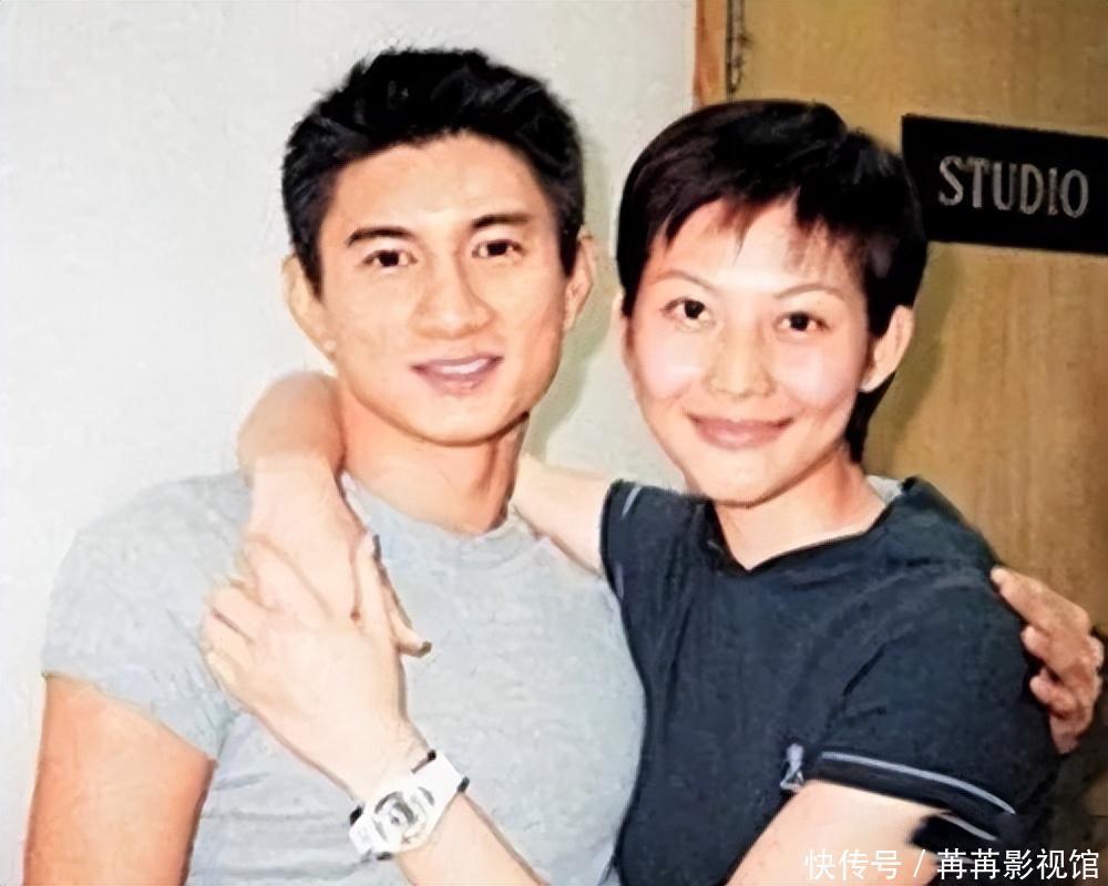 情感张晋家庭故事生活在线阅读_张晋的情感生活与家庭故事_张晋家庭背景