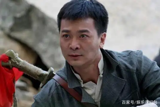 吴樾与其他武打明星的对比_对比明星武打吴樾的视频_武打明星吴樾