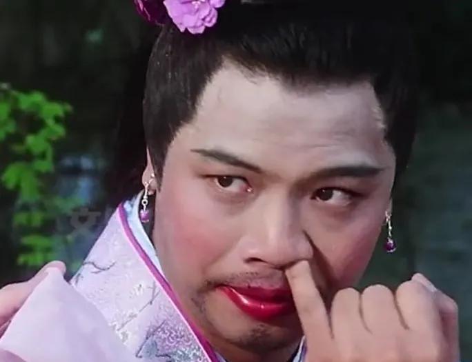 经典台词周星驰角色扮演_周星驰的经典角色与经典台词_经典台词周星驰角色介绍