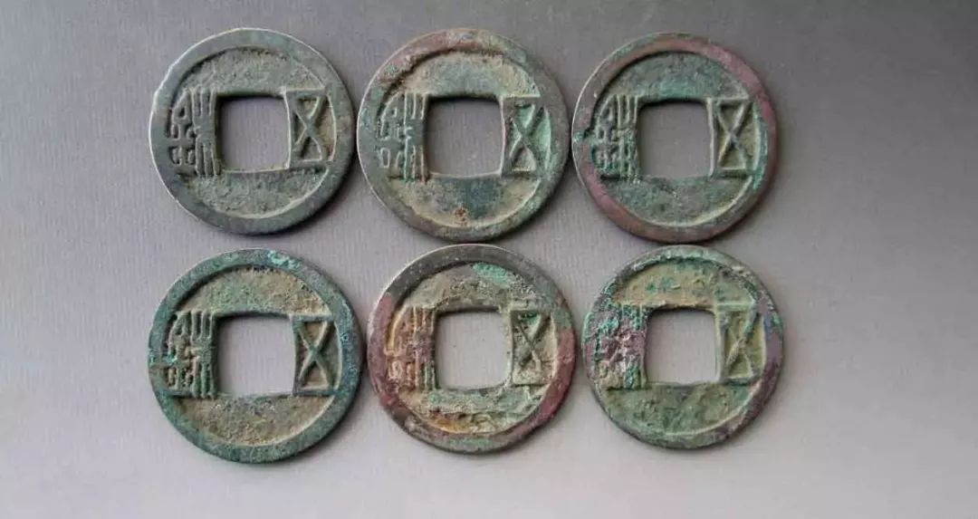 杨坚的代隋之路与隋朝的建立_杨坚建立隋朝以什么为都城_隋杨坚介绍