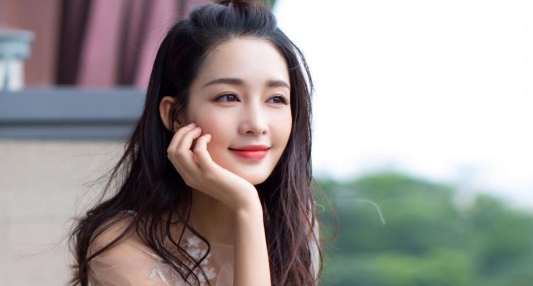 李沁的老公是谁啊_李沁泳装_李沁