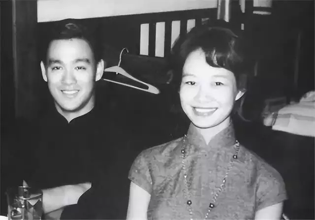 武术李小龙创新发展技术是什么_李小龙的技术创新与武术发展_李小龙创立的现代武术体系