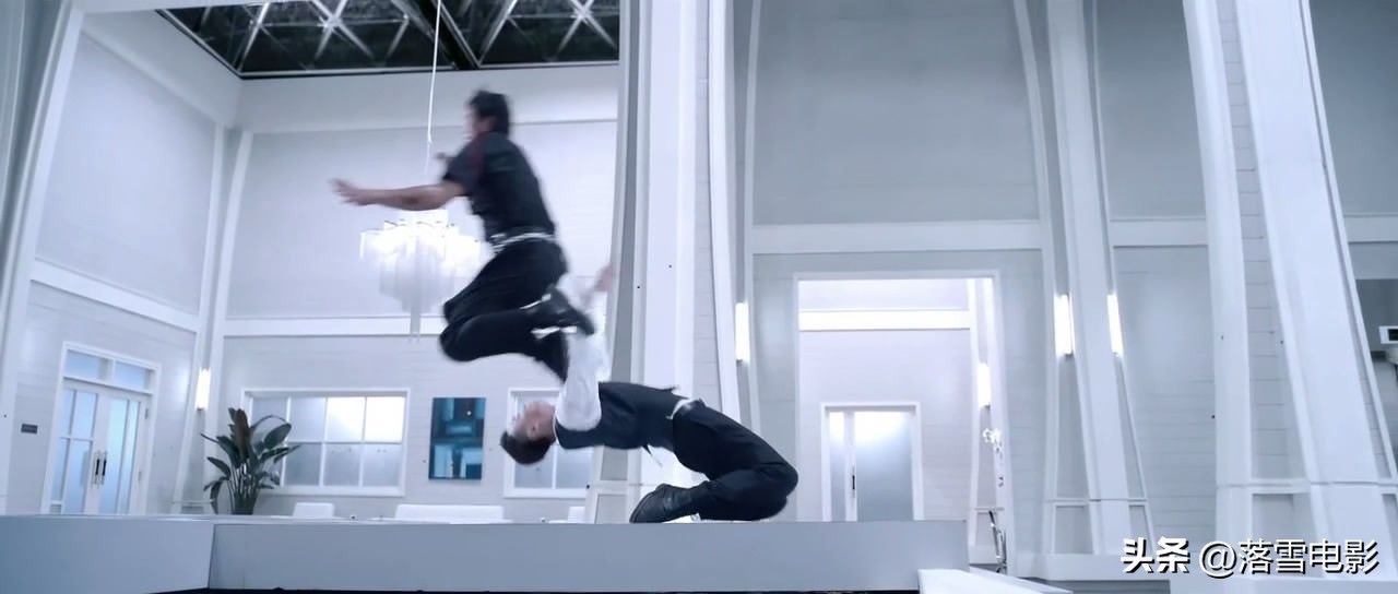 张晋武打片视频_张晋的经典武打电影中的经典片段_张晋武打