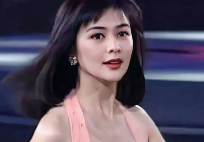 1991年徐克邀关之琳客串黄飞鸿之壮志凌云，关之琳因李连杰欣然答应