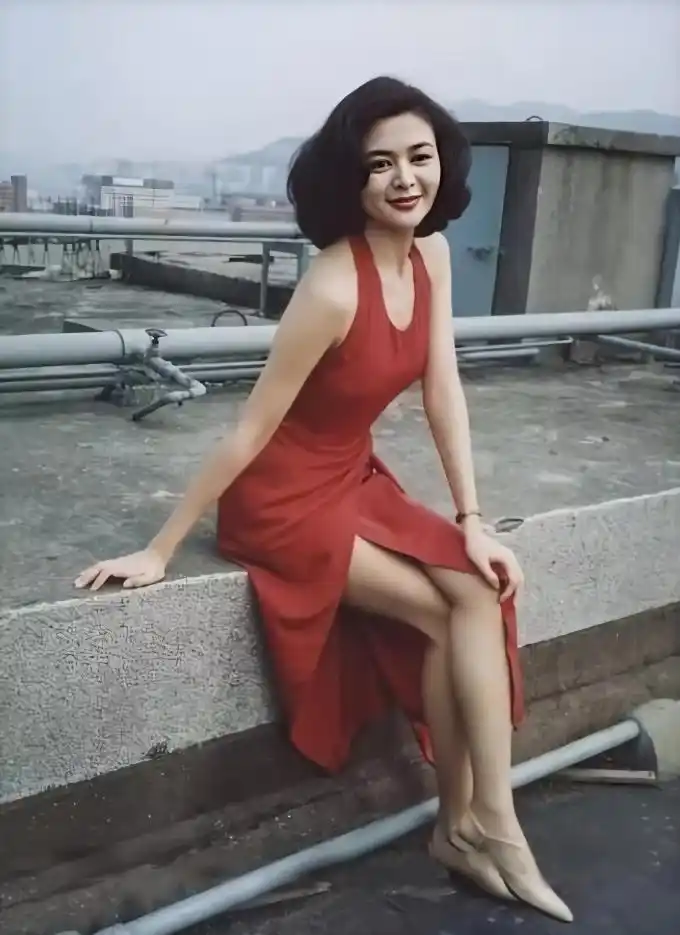 关之琳最经典电影_关之琳的影视作品中的经典表演_关之琳最经典的镜头