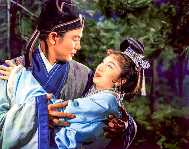 影视关之琳表演经典作品中文版_关之琳最经典电影_关之琳的影视作品中的经典表演