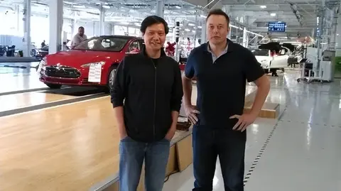 特斯拉驱动方式布置_特斯拉安全评测成功的多重驱动力_teslat4驱动安装