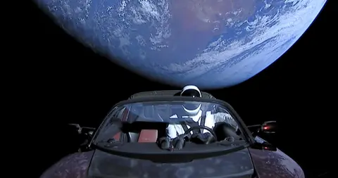 特斯拉安全评测成功的多重驱动力_特斯拉驱动方式布置_teslat4驱动安装