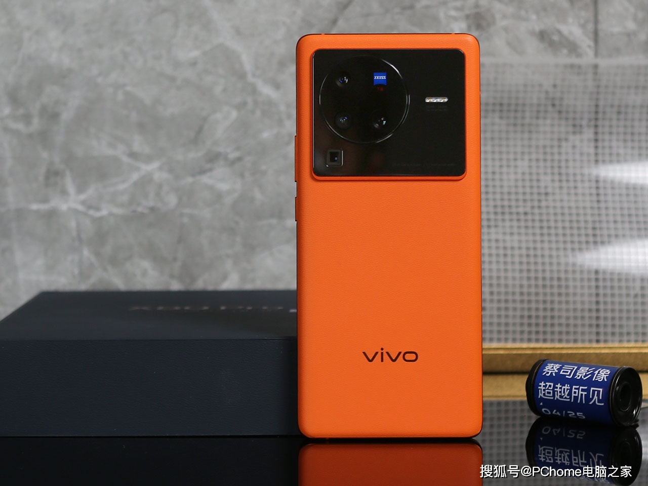 评测ViVo的拍照效果：从镜头到成像_vivo什么镜头_vivo的镜头是蔡司的吗