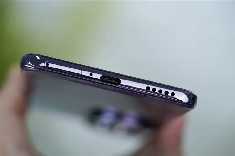 vivo的镜头是蔡司的吗_评测ViVo的拍照效果：从镜头到成像_vivo手机摄像怎么样