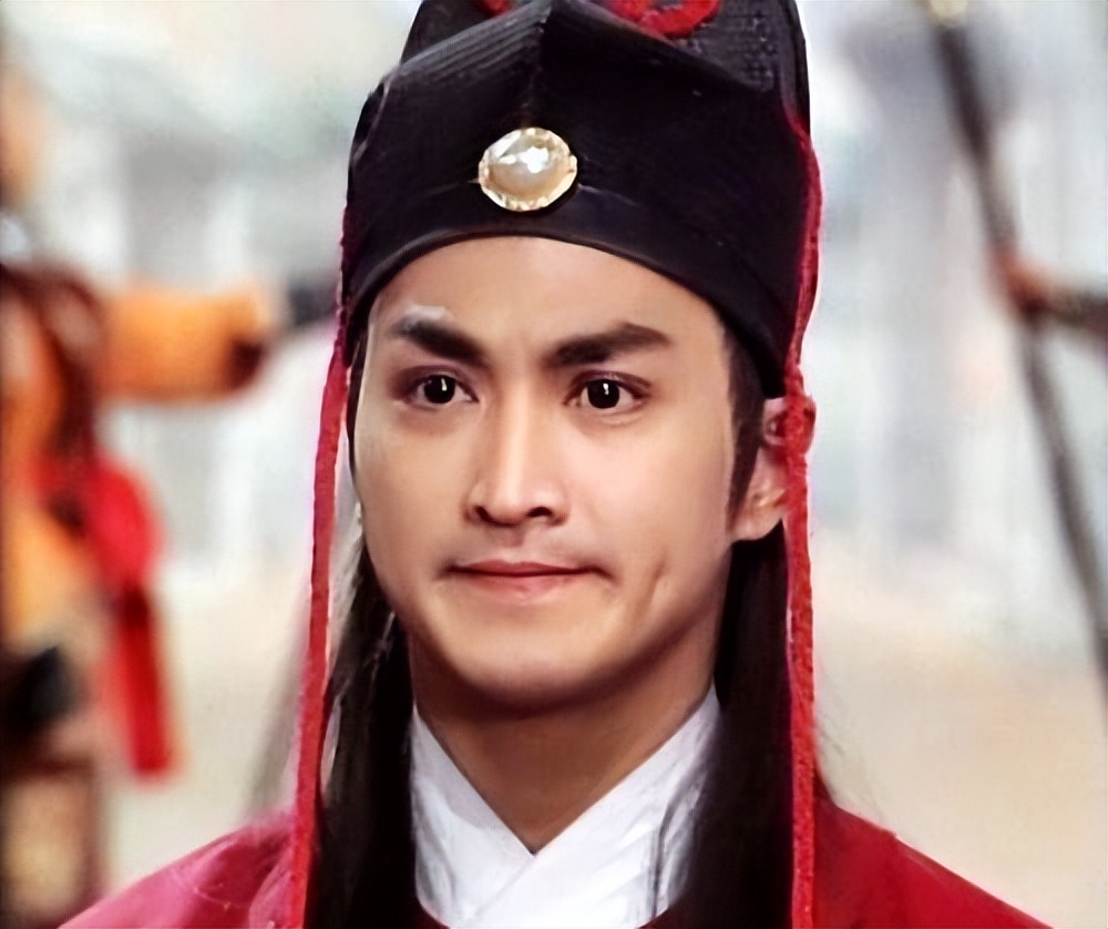 刘德华足球歌曲_刘德华与足球的热爱与支持_刘德华踢足球的歌