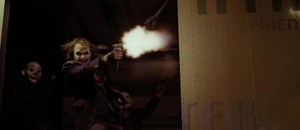 揭秘幕后电影花絮拍摄时间_四大电影的幕后花絮与拍摄揭秘_揭秘幕后电影花絮拍摄视频