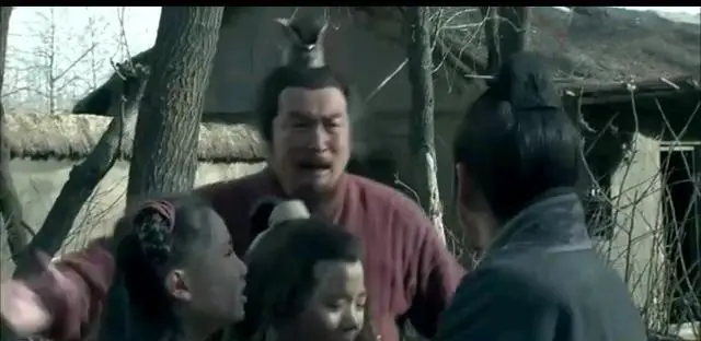 项羽平定叛乱故事简介_项羽与平定叛乱的故事_项羽众叛亲离的故事