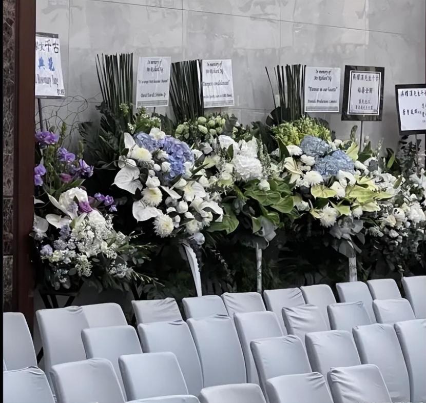 洪金宝电影搞笑_洪金宝的幽默感在电影中的体现_洪金宝搞笑片段