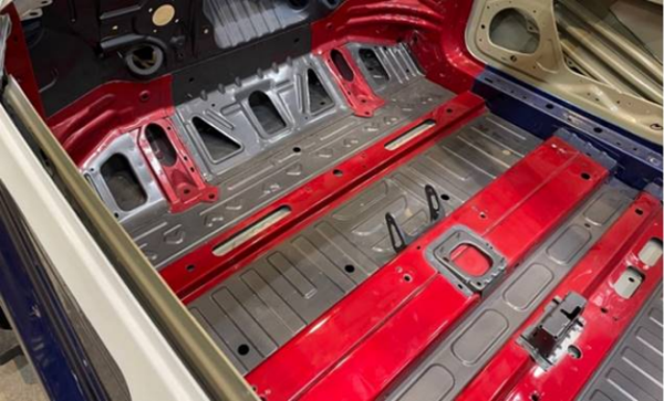 特斯拉驾驶体验视频_特斯拉Model Y保障驾乘者安全的三大特性_特斯拉驾乘体验