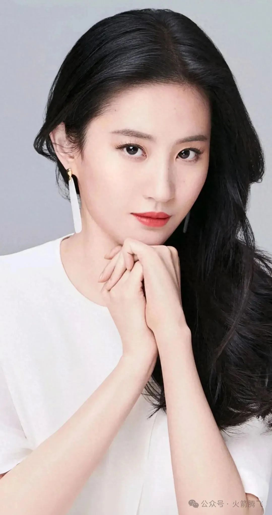 揭秘随心所欲的美！走近刘亦菲独特气质与由内而外散发的非凡魅力