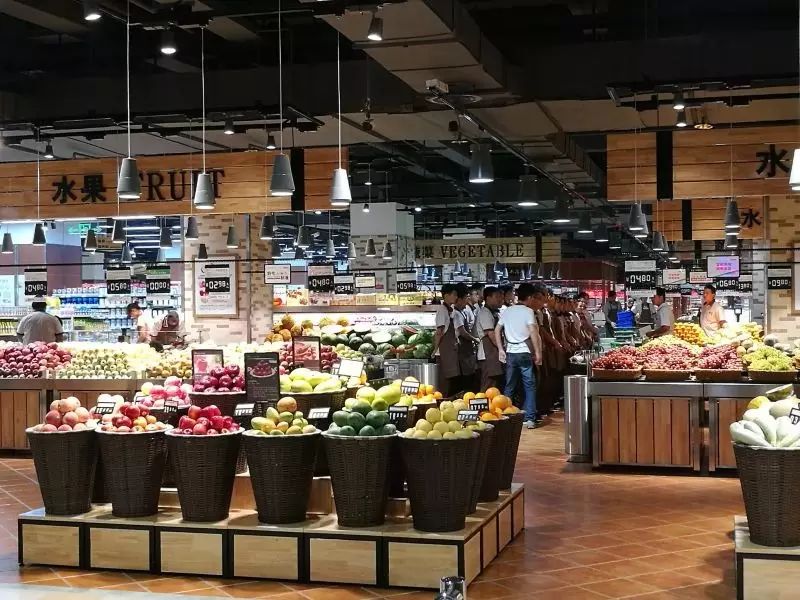 胖东来坚持：每一件商品都要经过严格检验_胖东来坚持：每一件商品都要经过严格检验_胖东来坚持：每一件商品都要经过严格检验