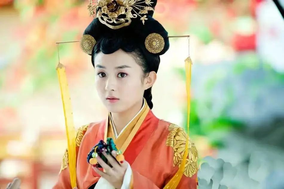 知否知否赵丽颖_知否中赵丽颖造型_赵丽颖（Zhao Liying） - 以《花千骨》和《知否知否应是绿肥红瘦》而成名。