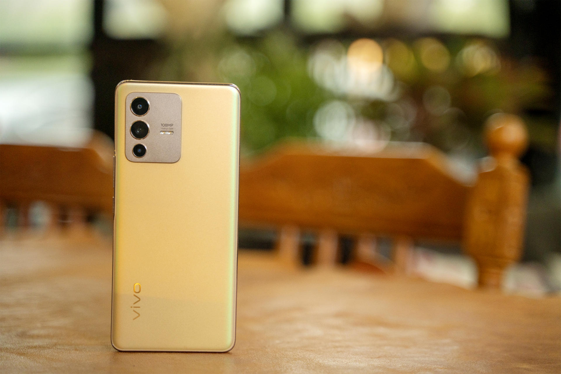 vivo S12 Pro全面评测：时尚外观、5G旗舰芯片与出色游戏体验