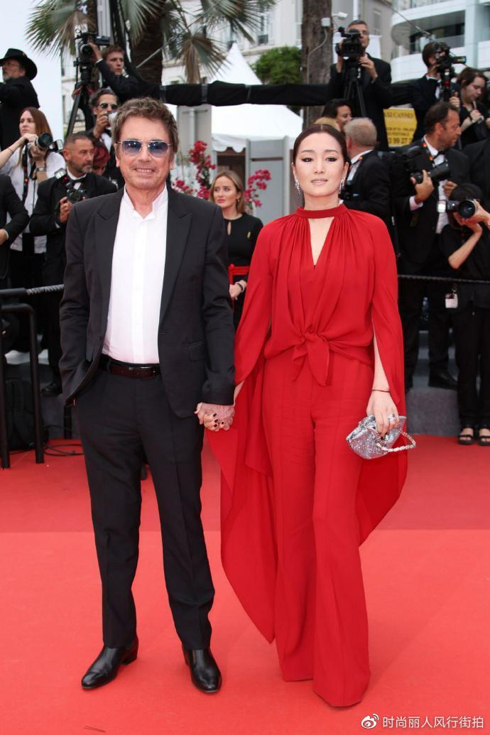 巩俐红毯最高待遇_巩俐的时尚风格与红毯造型_巩俐红毯图片