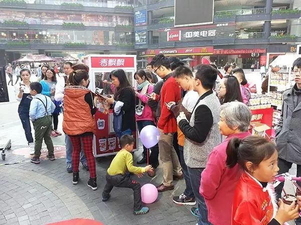 钟睒睒的领导风格与团队管理_团队中领导者的六个职责_领导者团队