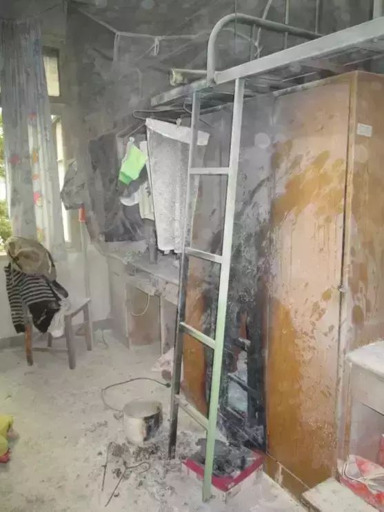 火锅安全问题_分析卡式炉的安全隐患，火锅享受中的事故与教训_火锅安全事件