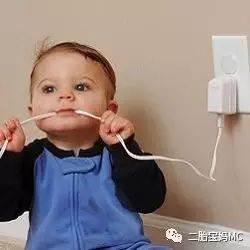 火锅店安全隐患有哪些_分析卡式炉的安全隐患，火锅享受中的事故与教训_火锅店火灾隐患有哪些