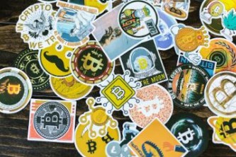 2025年数字货币市场新星：EcoCoin与Quantum Ledger的技术创新与市场潜力分析