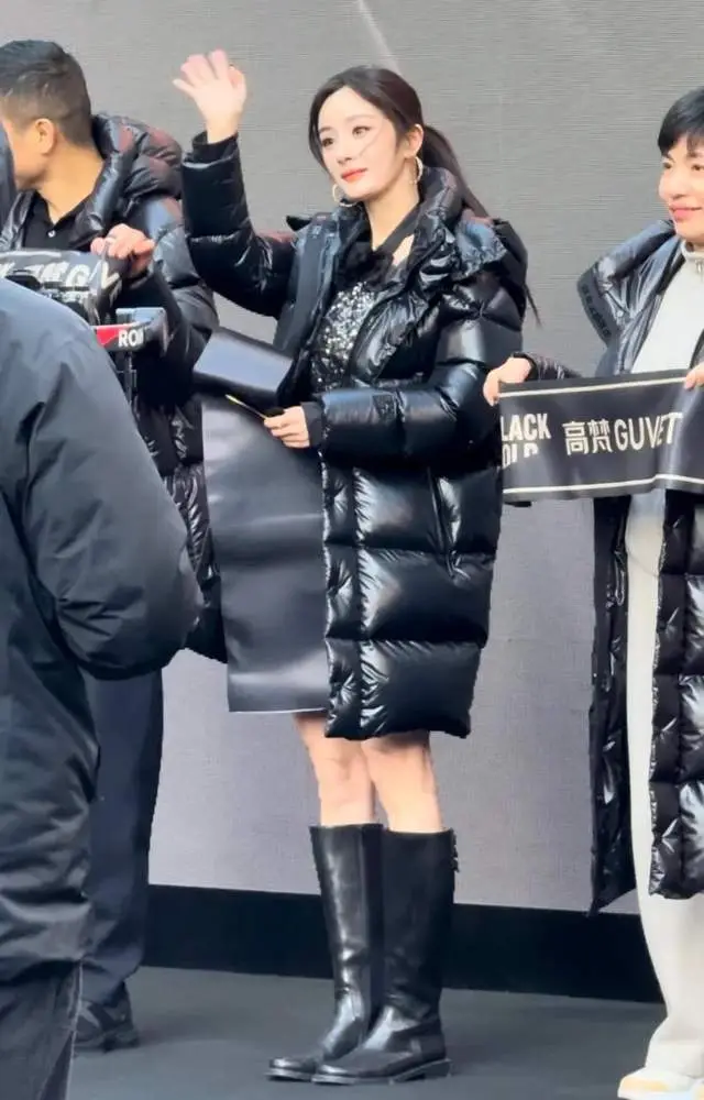 杨幂的社交活动与公众形象_杨幂的公关_杨幂公关成功案例