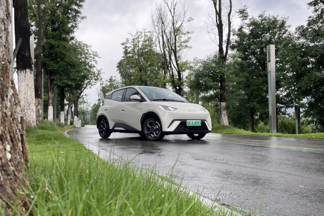 海鸥suv_海鸥车型_深度试驾比亚迪海鸥：它表现如何？