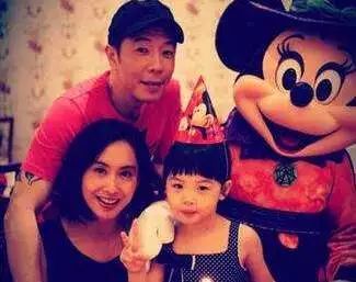 朱茵的个人生活与成长故事_朱茵成长经历_朱茵成长史